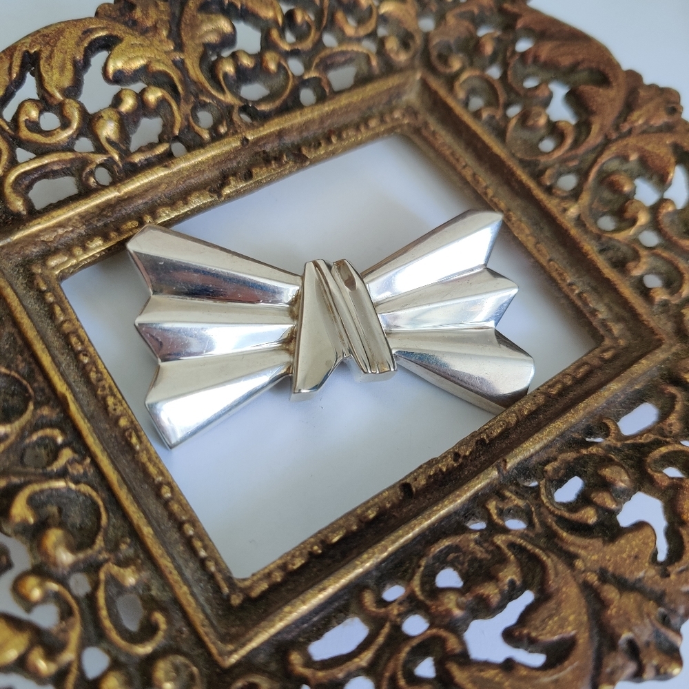 Art Deco Tie Knot Solid Sterling Pin Brooch